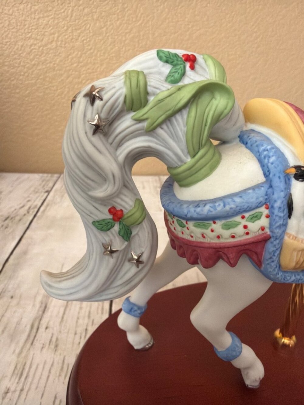 Lenox 2000 Porcelain Christmas Carousel Horse Figurine Penguins Saddle Wood Base - Picture 10 of 14